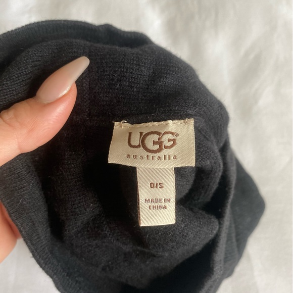 UGG beanie - Picture 3 of 4